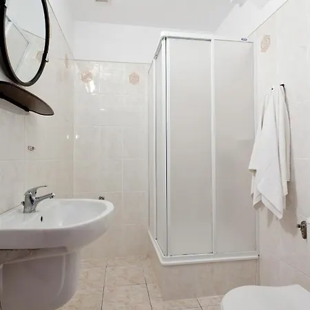 Bed & Breakfast Osrodek Wypoczynkowy As Pik Dawniej As Pik 3*