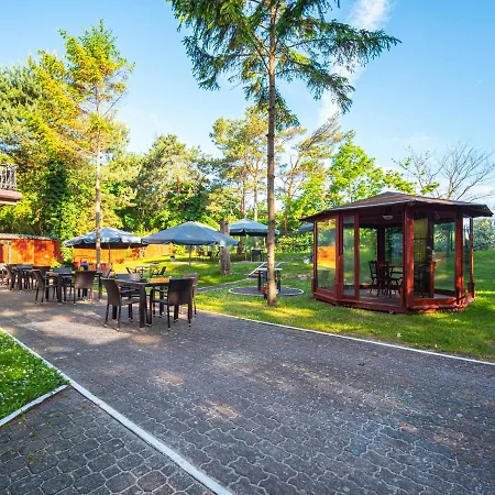 Osrodek Wypoczynkowy As Pik Dawniej As Pik 住宿加早餐酒店