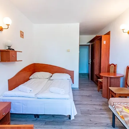 Osrodek Wypoczynkowy As Pik Dawniej As Pik Bed & Breakfast Niechorze