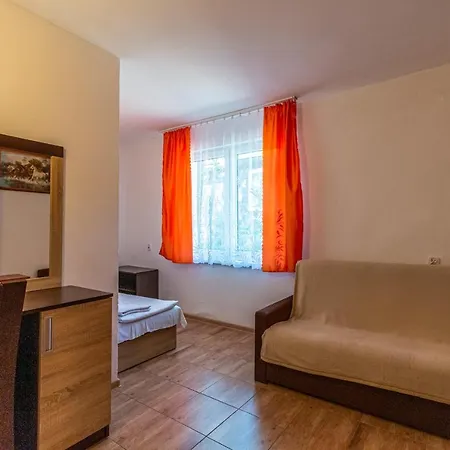 Bed & Breakfast Osrodek Wypoczynkowy As Pik Dawniej As Pik 3*