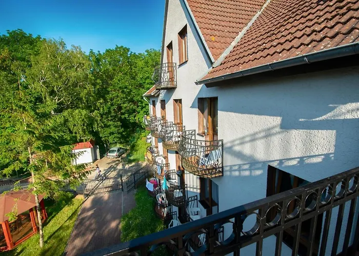 Osrodek Wypoczynkowy As Pik Dawniej As Pik Bed and breakfast 3*