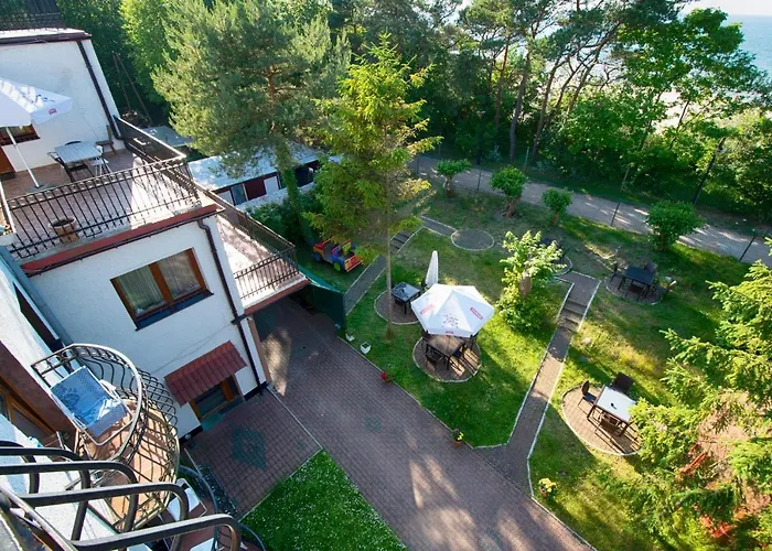 Osrodek Wypoczynkowy As Pik Dawniej As Pik Bed and breakfast Niechorze