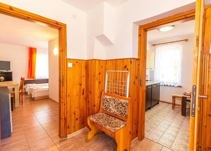 Bed and breakfast Osrodek Wypoczynkowy As Pik Dawniej As Pik 3*